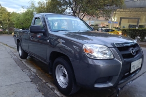  MAZDA B2200 AÑO 2014 C/S gas de 0.75Ton